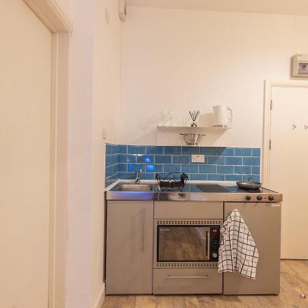 Cosy Modern Apartment, Grand Victorian Building, 5 Mins To Coventry City Centre Buitenkant foto