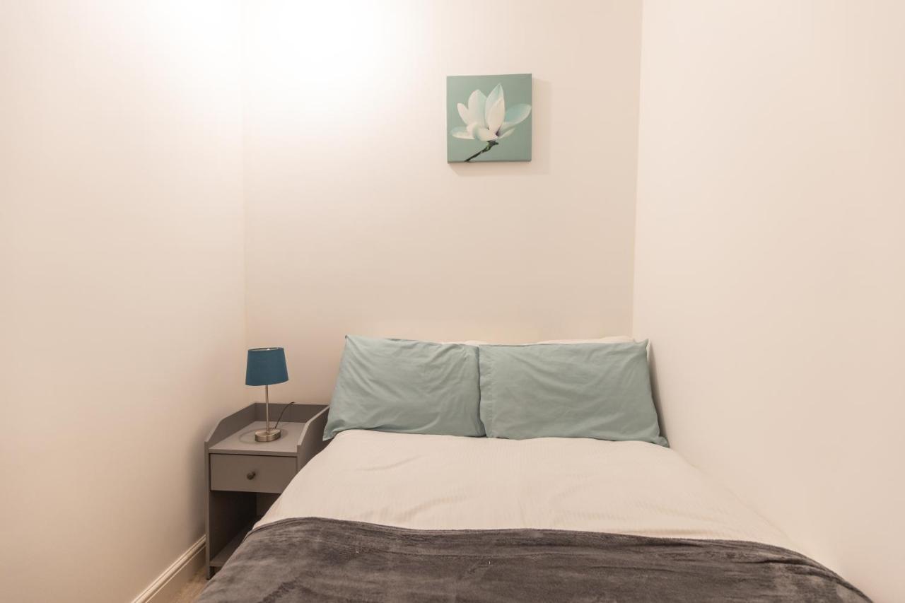 Cosy Modern Apartment, Grand Victorian Building, 5 Mins To Coventry City Centre Buitenkant foto